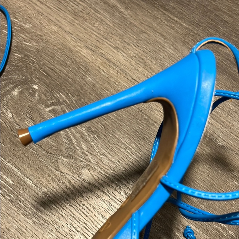 ❌SOLD❌Blue Strappy Lace-Up Heels - Picture 13 of 14
